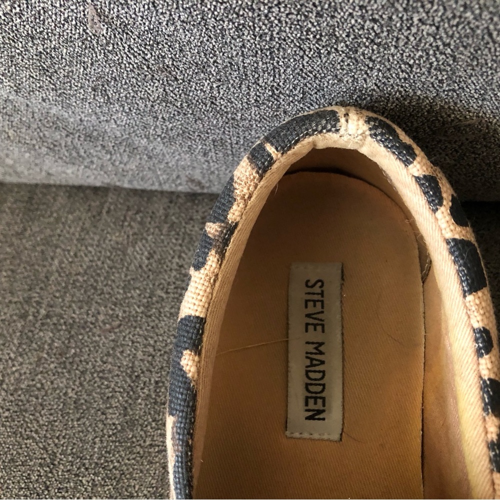 Steve Madden Gills Leopard Print Sneakers - Picture 3 of 6